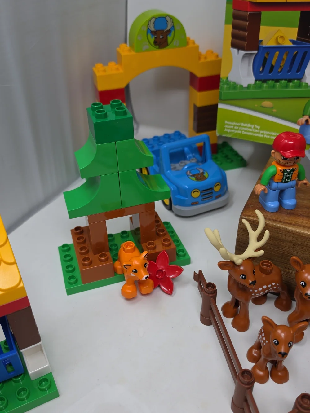 Lego DUPLO Forest Animal Set - Green, Yellow & Blue